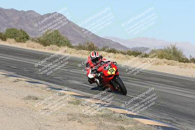 media/Dec-01-2025-Moto Forza (Mon) [[2daa91e15f]]/2-Intermediate Group/Session 4 (Turn 10 Inside)/